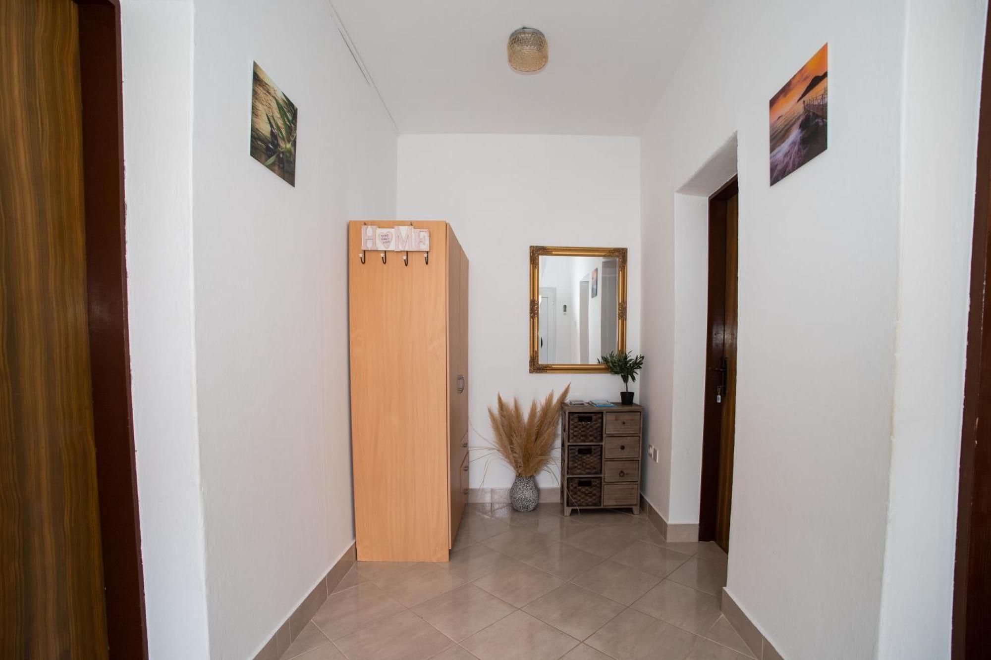 Apartments Vala Betina  Exterior foto